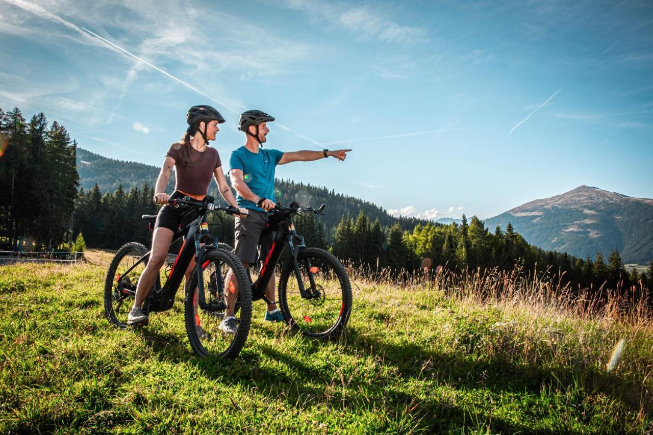 Grizzly Sport & Motorrad Resort سانكت مارغارثين إم يونغاو المظهر الخارجي الصورة