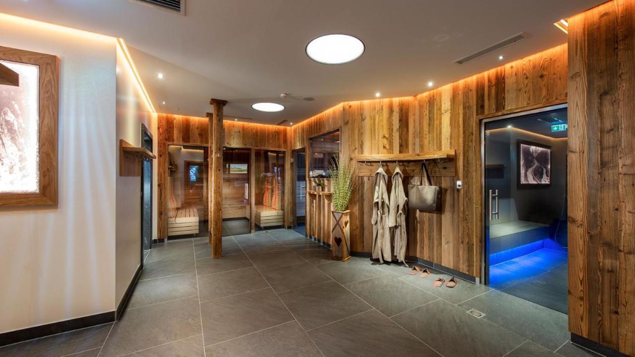 Grizzly Sport & Motorrad Resort سانكت مارغارثين إم يونغاو المظهر الخارجي الصورة